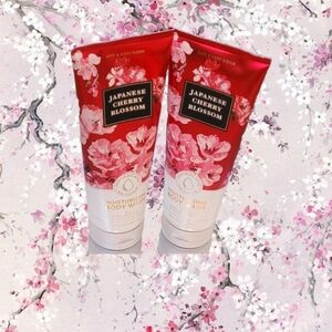 Bath & Body Works Japanese Cherry Blossom Moisturizing Body Wash Set
